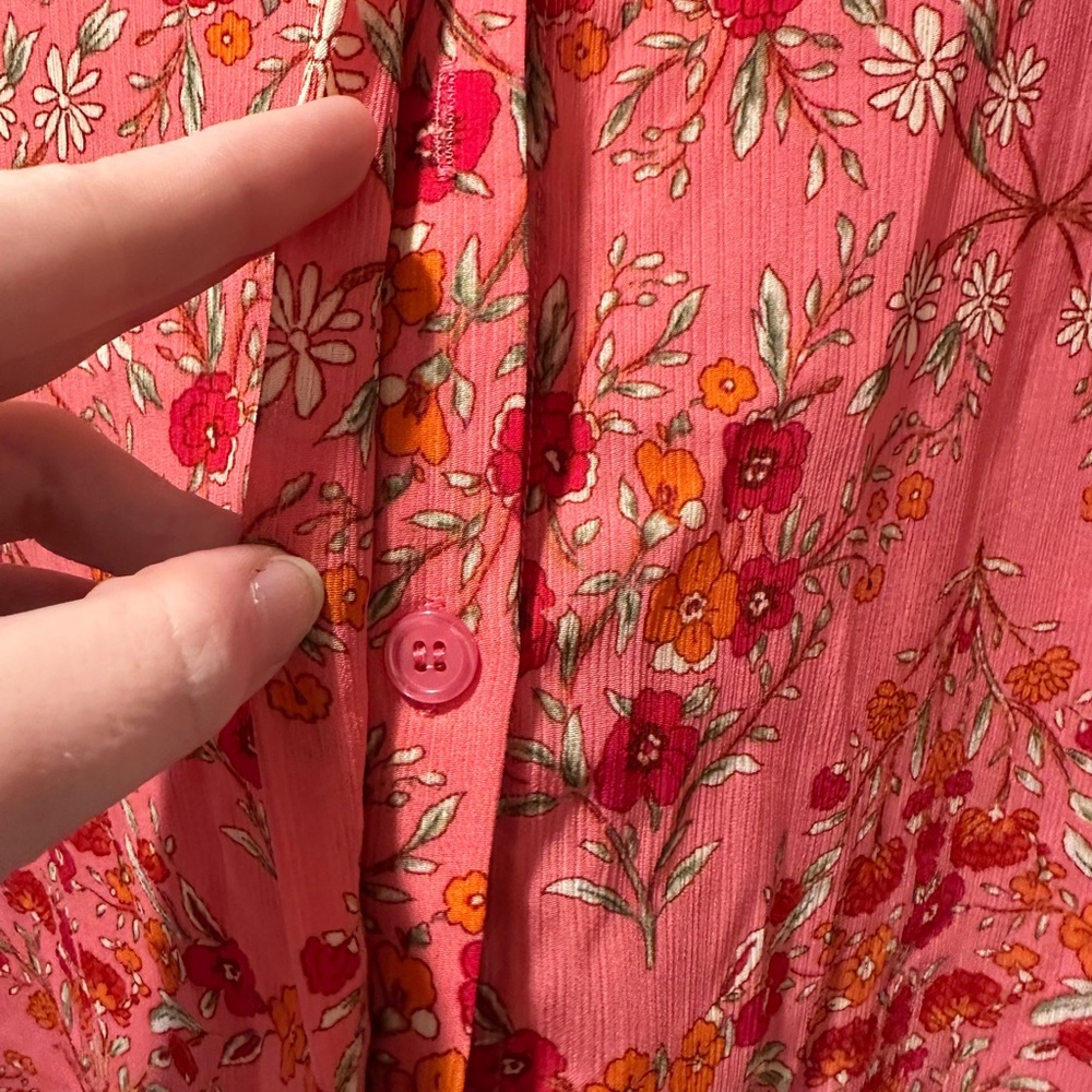 Floral Pink Button-Up Women's Top - Picture 4 of 6